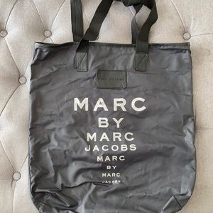 Marc by Marc Jacobs x Holt are free tote bag